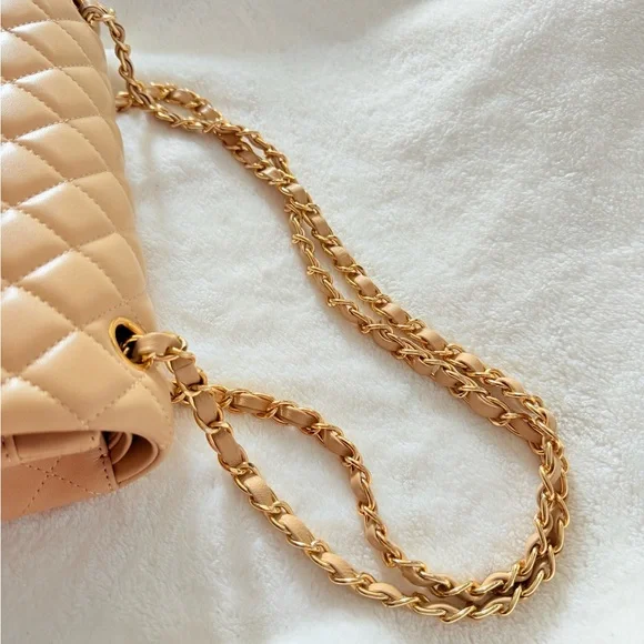 Chanel Beige Quilted Leather Chain Bag - Picture 3 of 12